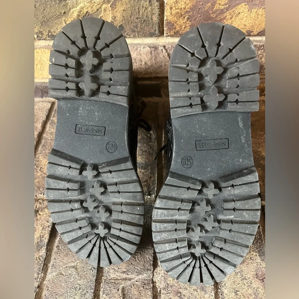 NINE‎ WEST Piercy Black Croc Combat Moto Boots 5.5M Punk Grunge Concert Festival - Picture 6 of 7